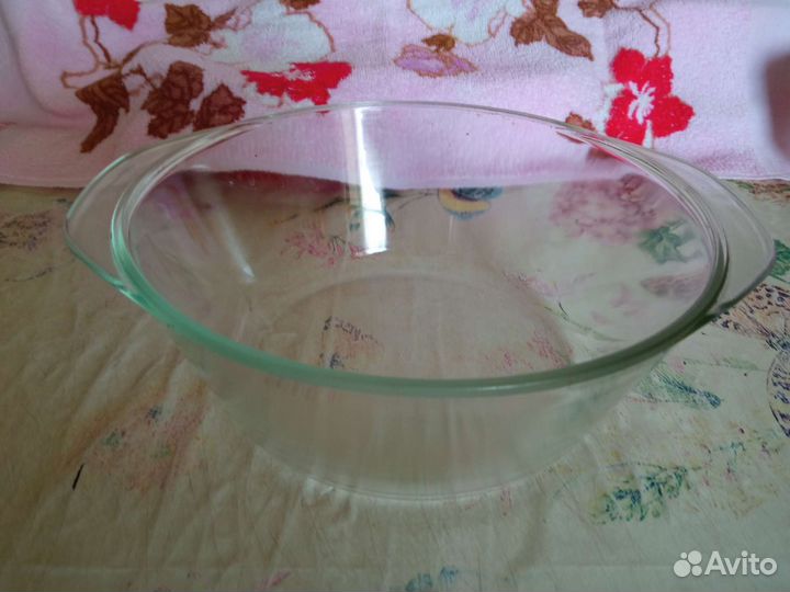 Стеклянная форма для запекания и микроволновки