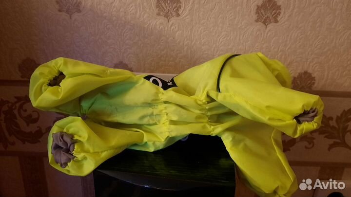 Дождевик для маленькой собаки