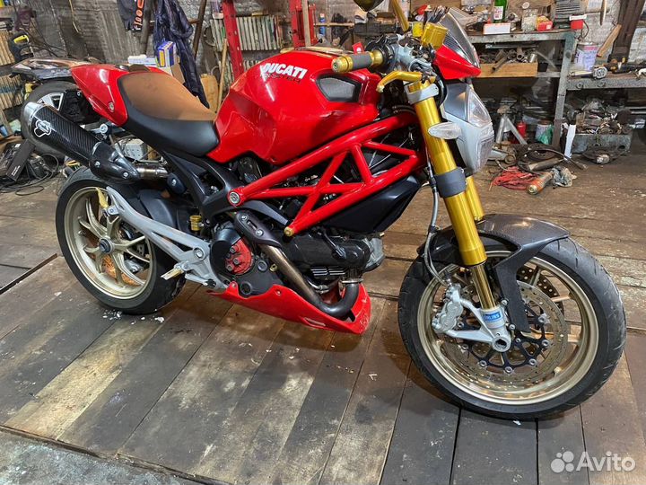 Ducati monster 1100s abs