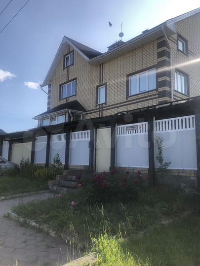 Дом 600 м² на участке 9 сот.