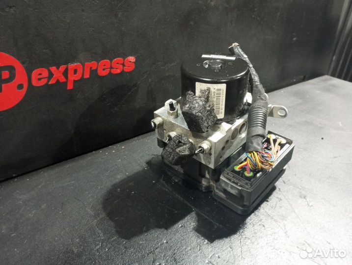 Блок ABS Bmw 1 E87 N52B30 2008