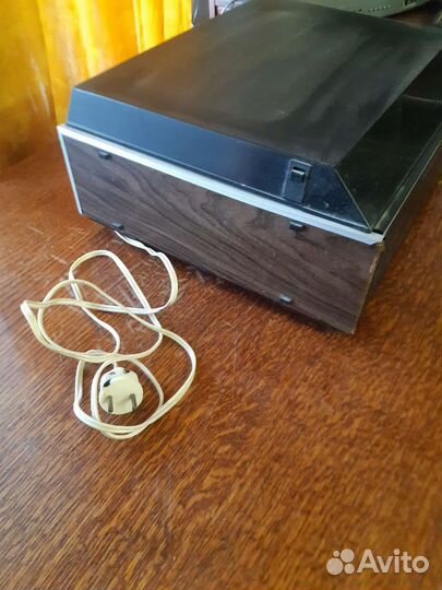 Катушечный магнитофон астра модель 202