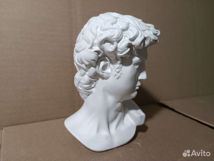 Давид большой 29см. и средний 15 см