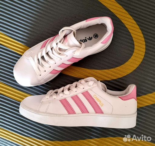 Кроссовки adidas новые