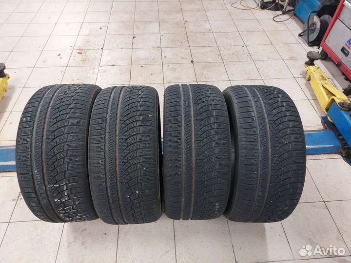 Nokian Tyres WR A4 275/40 R19 105V