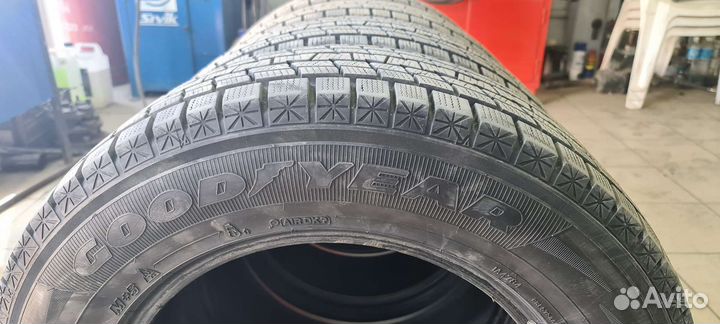 Goodyear Ice Navi SUV 215/65 R16 98