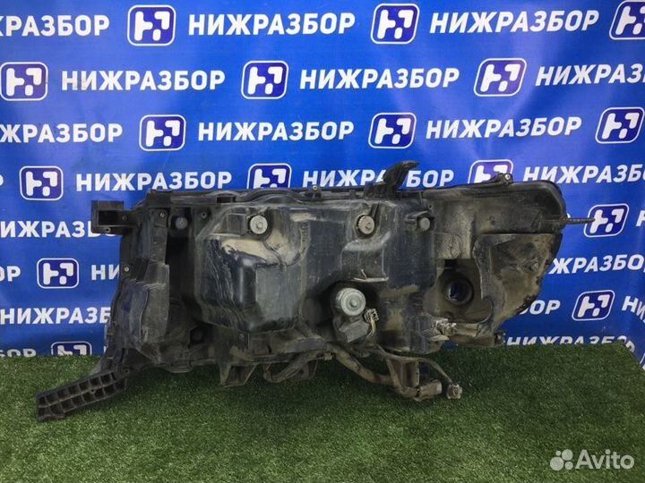 Фара правая Toyota Land Cruiser 200