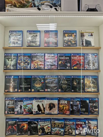 Sony PS4 slim 1 TB 2 джойстика +игра