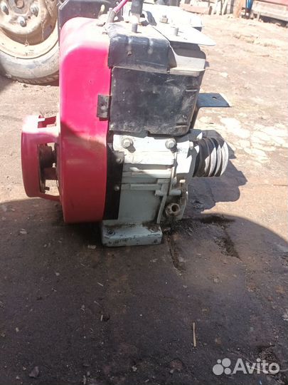Двигатель от мотоблока Ока
