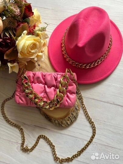 Шляпа и клатч