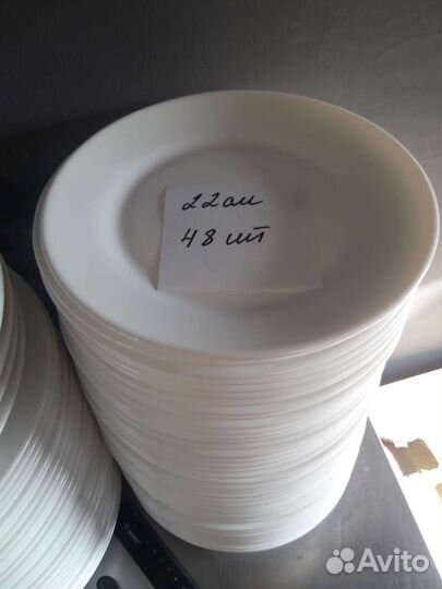 Посуда, тарелки, миски очень много разной