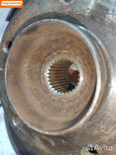 Кулак задний правый BMW 1 E87 2007