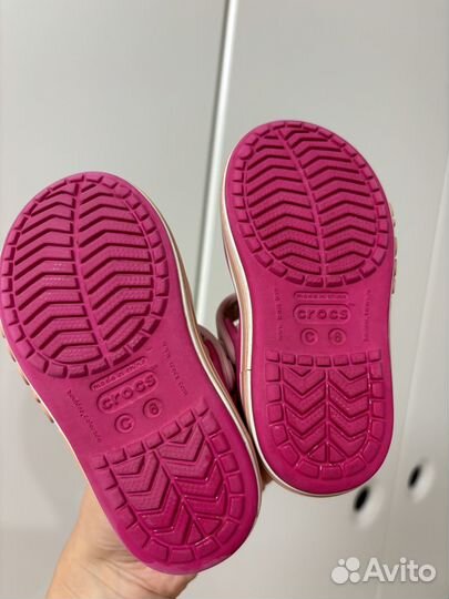 Сандалии для девочки crocs c6