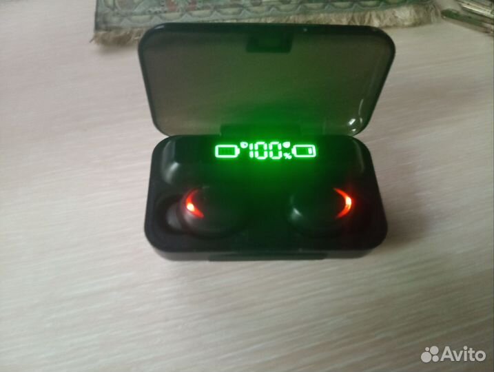 Беспроводные наушники новые