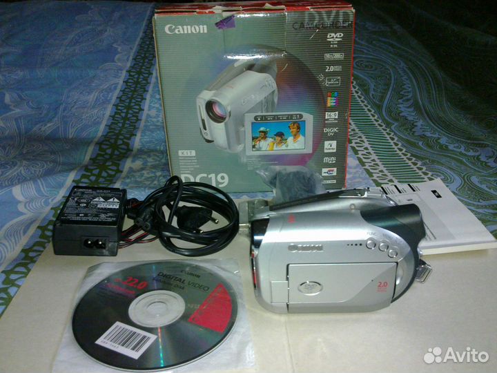 Видеокамера DVD canon DC 19