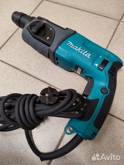 Перфоратор makita HR 2470 Original