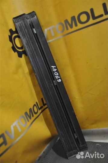 Накладка на порог передняя левая mercedes-benz E