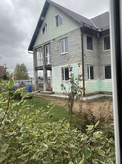Дом 260 м² на участке 15 сот.