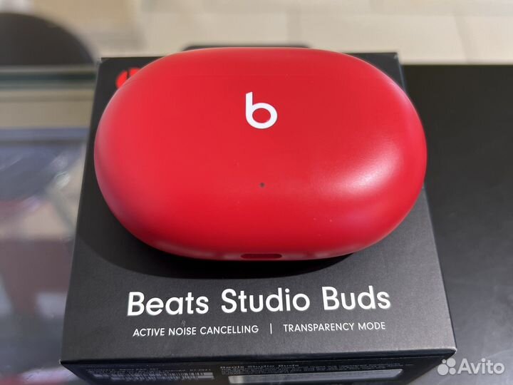 Beats Studio Buds
