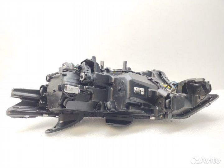 Фара передняя правая Mitsubishi Outlander 3 GF 2.0