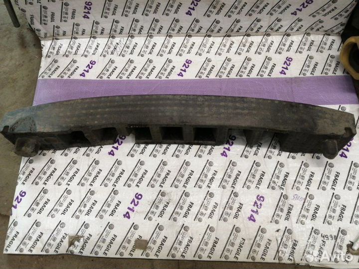 Абсорбер бампера задний Volkswagen Polo sedan