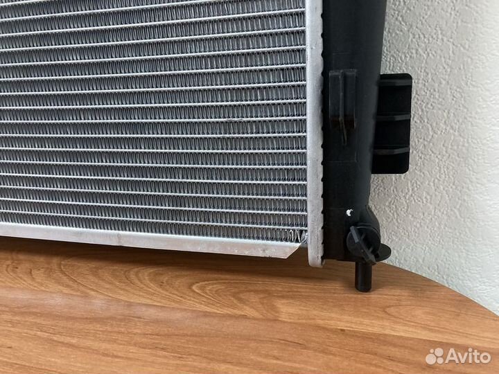 Радиатор охлаждения Киа Соул 08- D АКПП