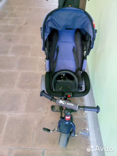 Детский трехколесный велосипед