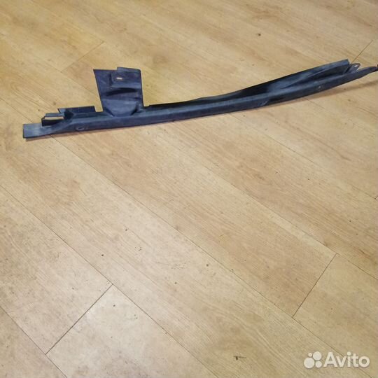 Накладка на переднее крыло правая Honda Accord 8