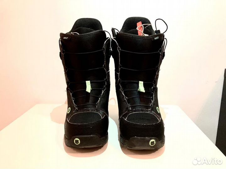 Сноубордические ботинки Burton 35-36