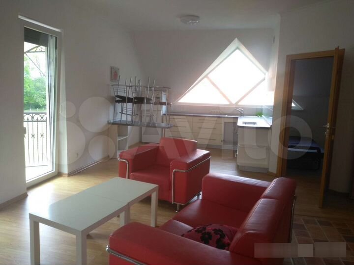 Дом 256 м² на участке 8 сот.