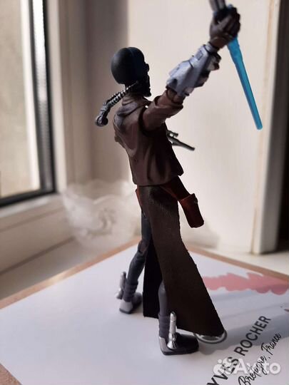 Фигурка-персонаж из 