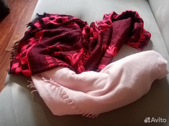 Шапки и шарфы женские