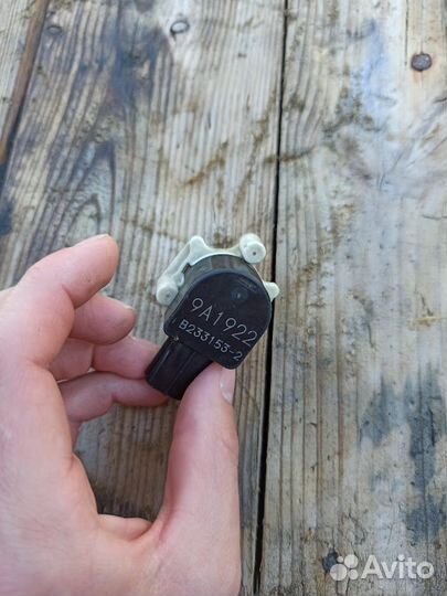 Датчик положения кузова Suzuki