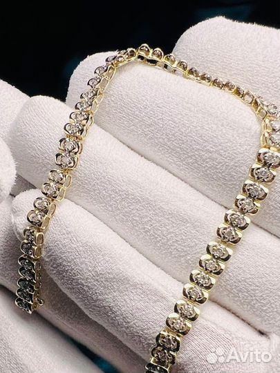 Золотой браслет с бриллиантами