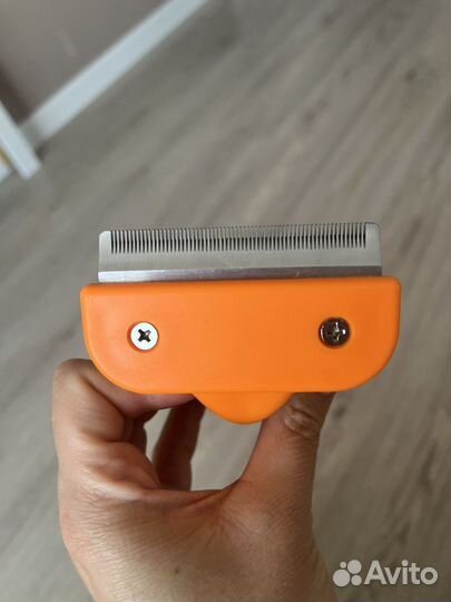 Чесалка расческа дешеддер для кошек и собак - 1 шт