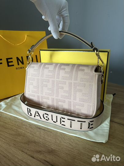 Сумка Fendi Baguette (качество оригинал)