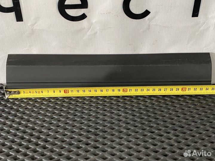 Резинка спойлера Volvo FH4 82632487