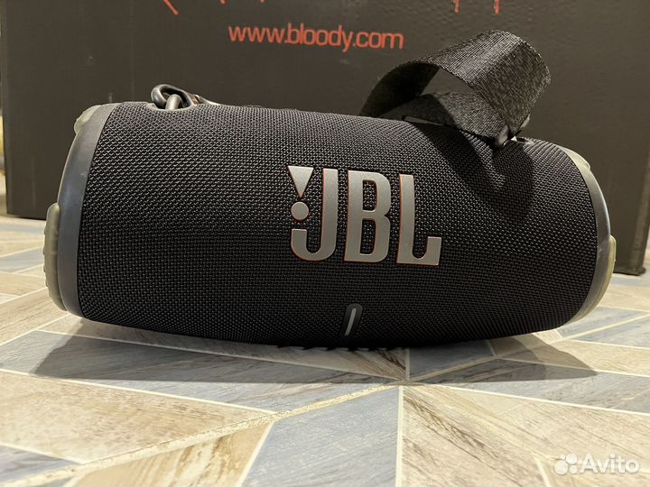 Беспроврдная колонка Jbl xtreme 3