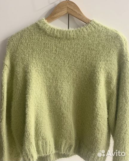 Pull and bear свитер