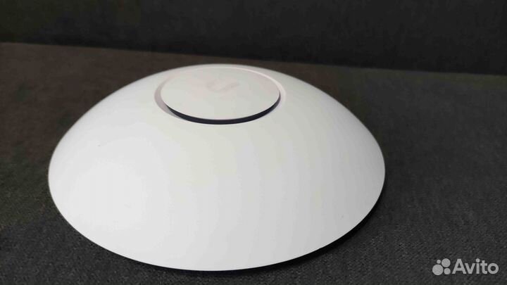 Точка доступа Ubiquiti UniFi U AP-AC-LR