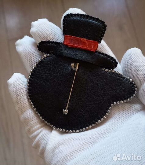 Брошь из бисера своими руками