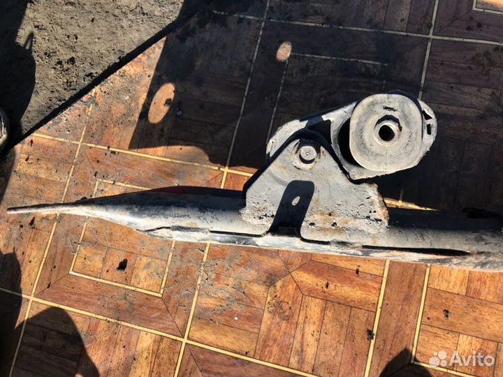 Балка продольная под двс передняя Nissan Sunny N14