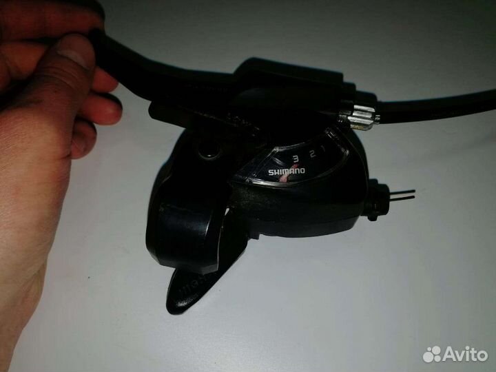 Манетка и тормозная ручка shimano