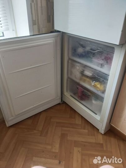 Холодильник Indesit full no frost