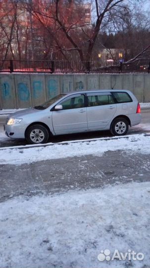 Toyota Corolla Fielder 1.5 AT, 2004, 150 000 км