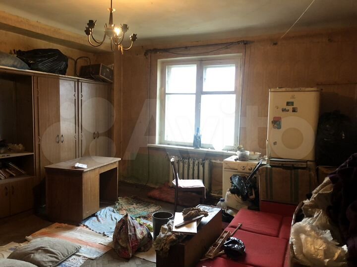 Комната 21 м² в 3-к., 4/4 эт.