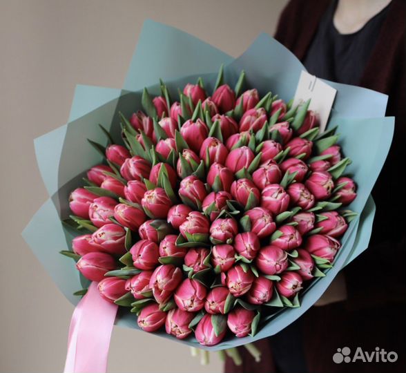Тюльпаны на 8 марта оптом