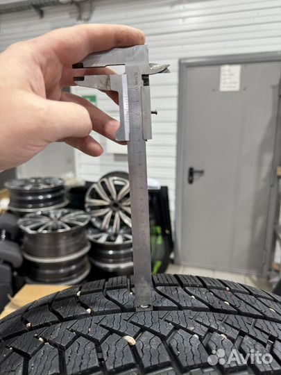 Westlake ZuperSnow Z-507 235/60 R18