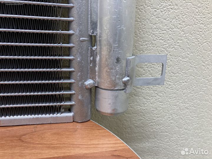 Радиатор кондиционера Volkswagen Transporter 03-15