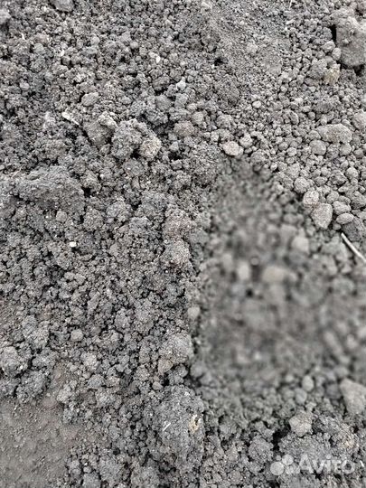 Доставка чернозема машинами и в мешках